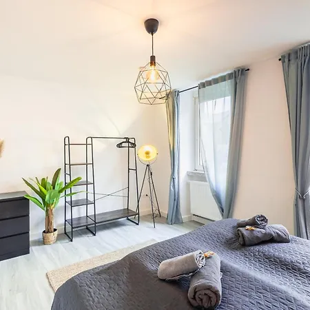 Lahnblick Teilw Sauna-Infrarot Aktuell Strassenbaustelle * Lahnstein