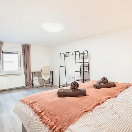 Lahnblick Teilw Sauna-Infrarot Aktuell Strassenbaustelle * Lahnstein