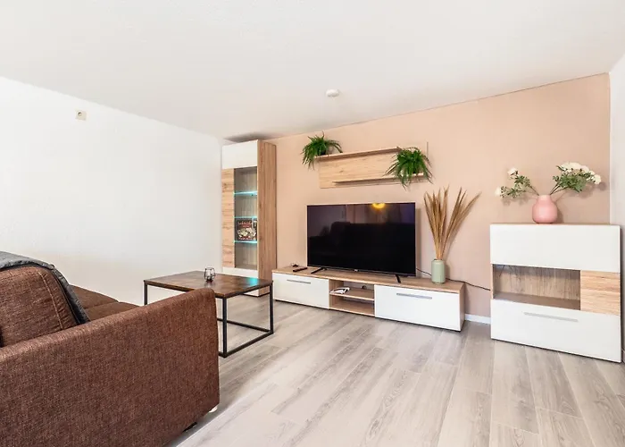 アパート Haus Lahnblick Bleser ラーンシュタイン